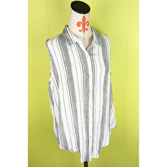 Westport Tops - Westport 1962 Womens Sleeveless Button Up Blouse White Gray Striped Rayon EUC